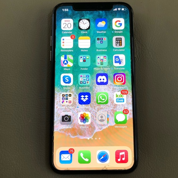🚫SOLD ~ iPhone XS ~ 256GB ~ UNLOCKED🚫 - Picture 2 of 6
